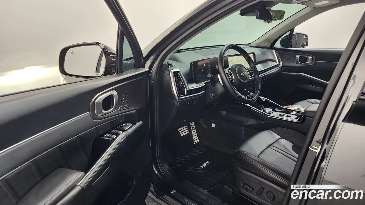 Kia Sorento — фото 8