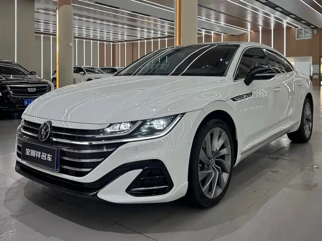 Volkswagen CC — фото 1