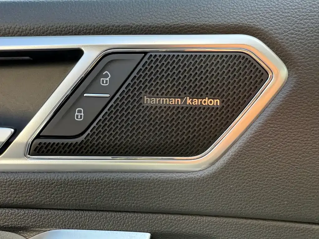 Volkswagen Tiguan L — фото 6