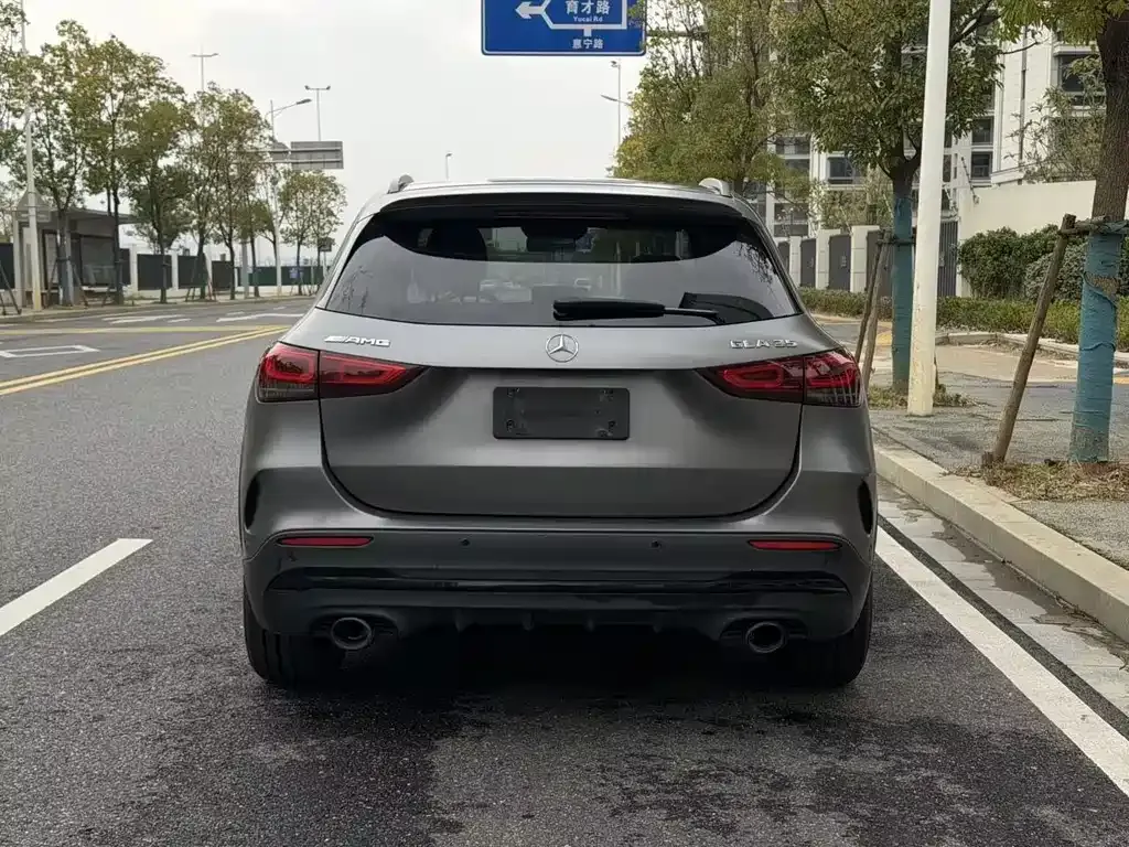 Mercedes-Benz GLA AMG — фото 9