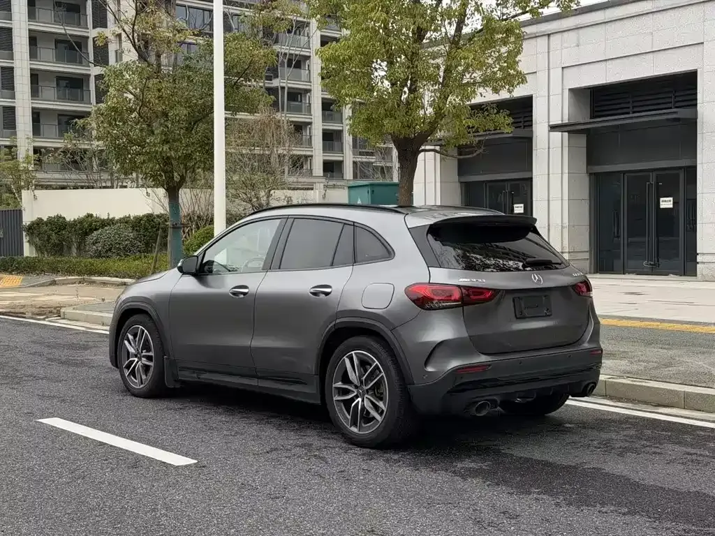 Mercedes-Benz GLA AMG — фото 7