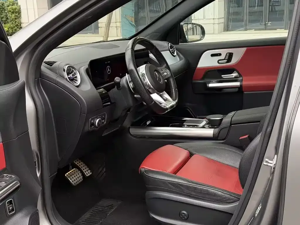 Mercedes-Benz GLA AMG — фото 2