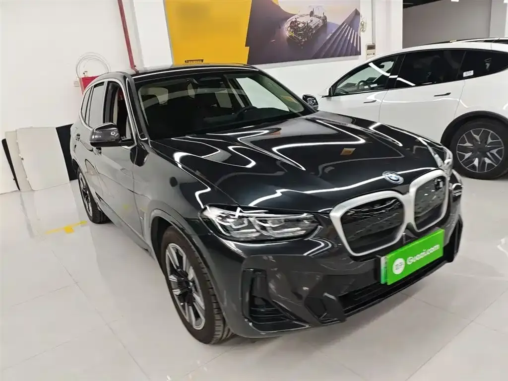 BMW iX3 — фото 4