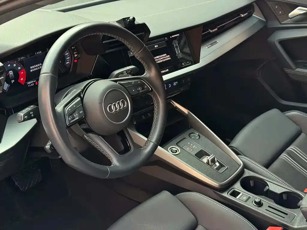 Audi A3 — фото 3