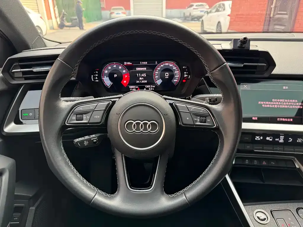 Audi A3 — фото 9