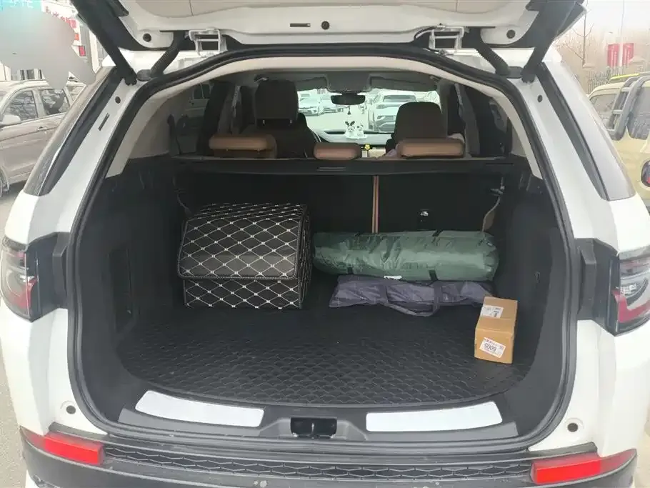 Land Rover Discovery Sport Hybrid — фото 2