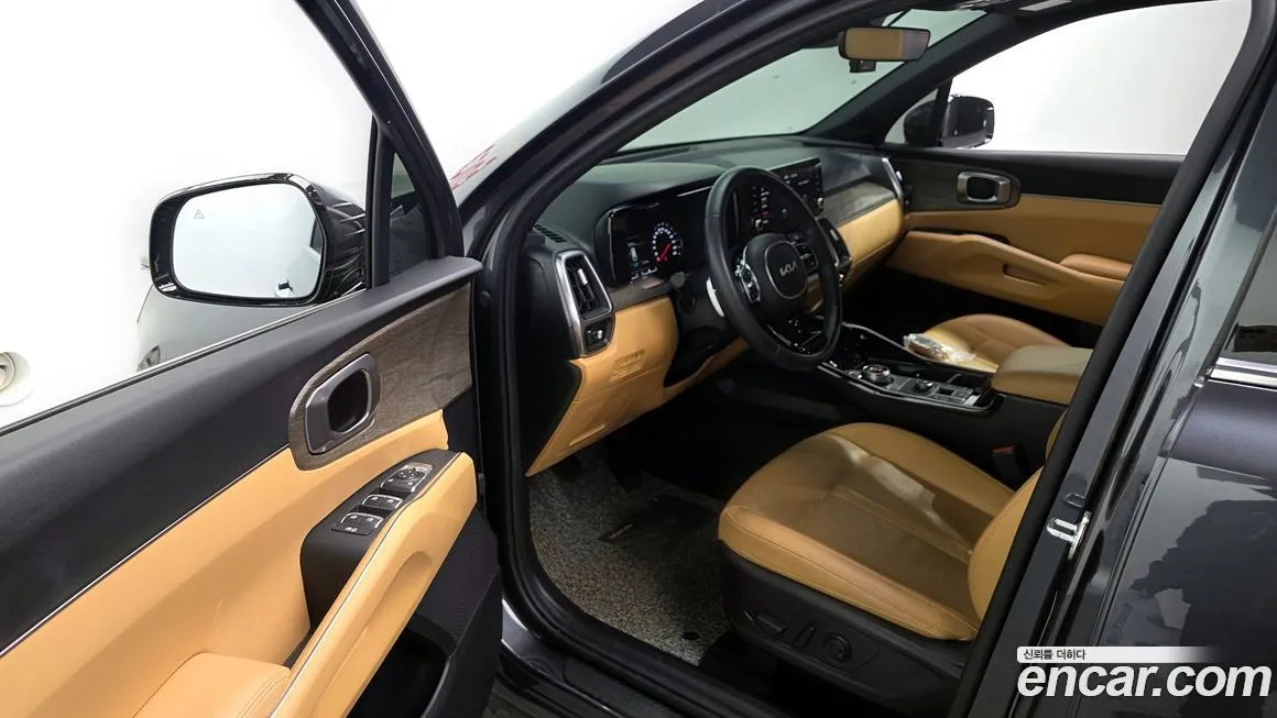 Kia Sorento — фото 8