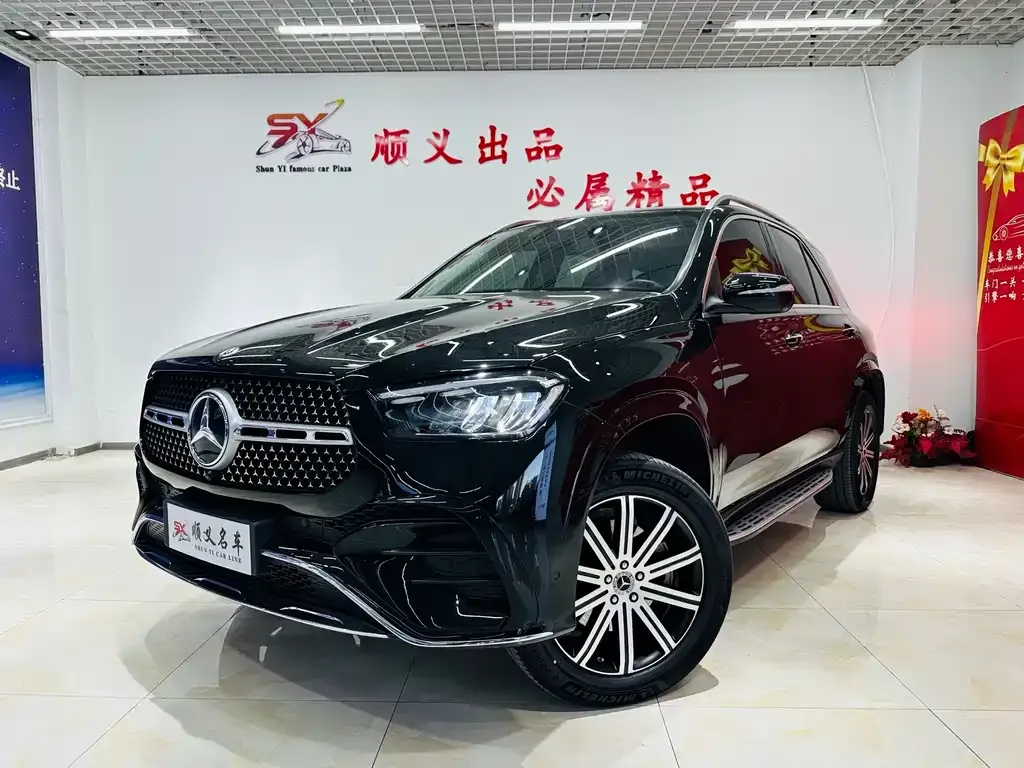 Mercedes-Benz GLE — фото 1