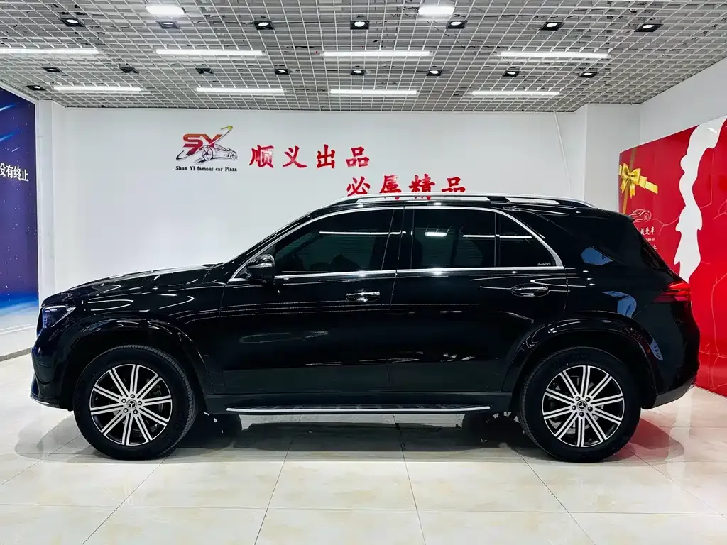 Mercedes-Benz GLE — фото 7