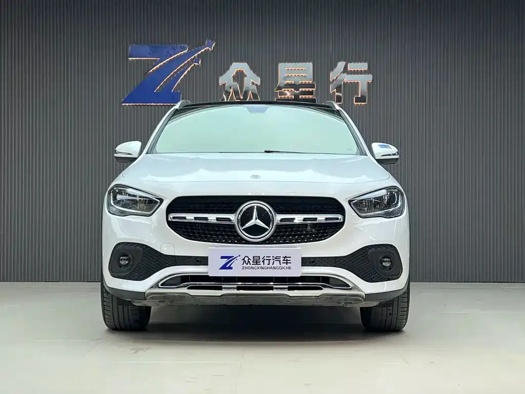Mercedes-Benz GLA — фото 6