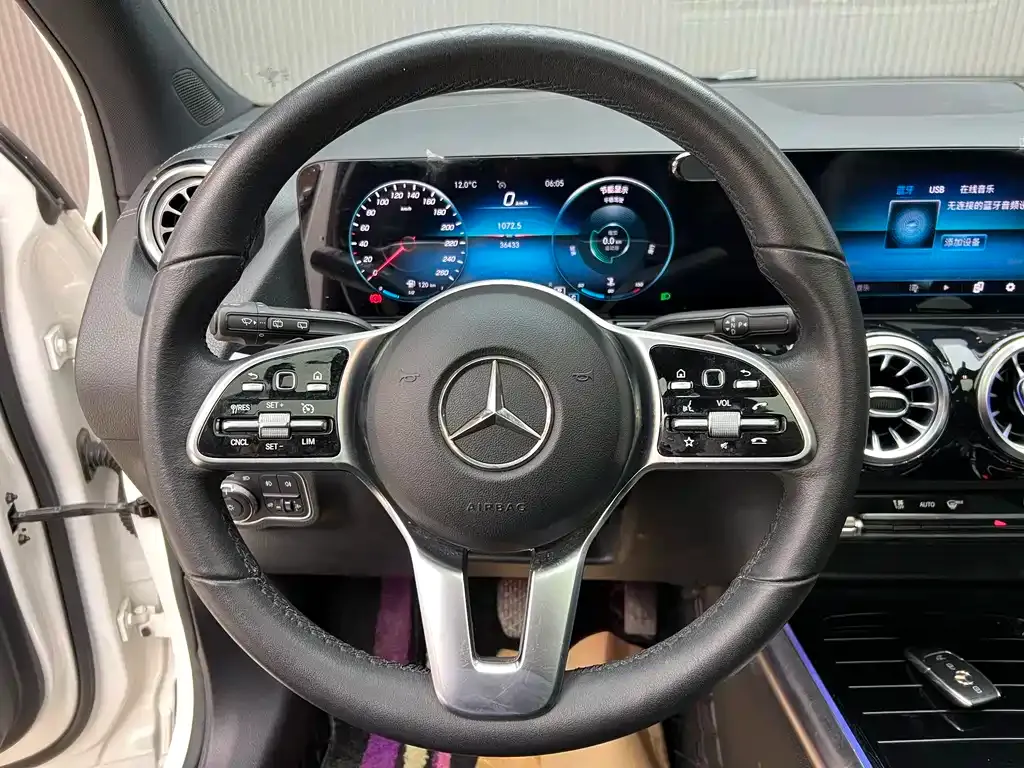 Mercedes-Benz GLA — фото 3