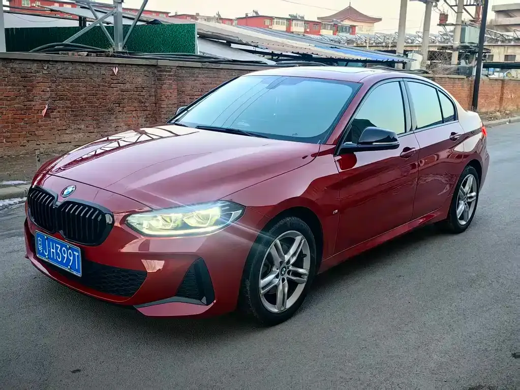 BMW 1 Series — фото 1