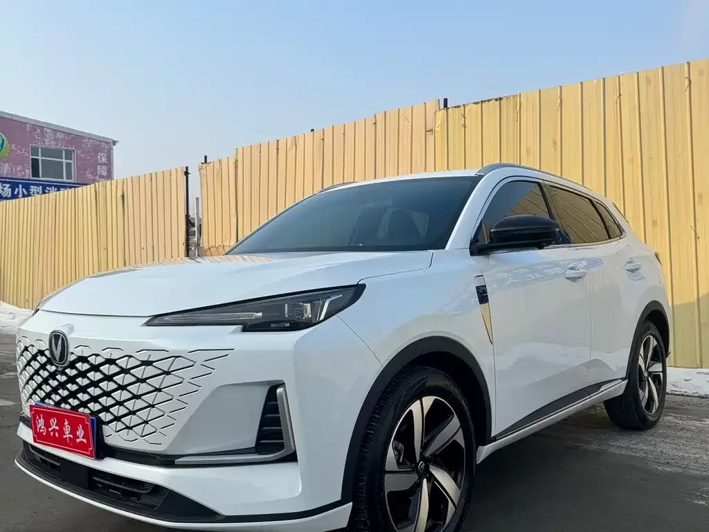 Changan CS55PLUS — фото 1