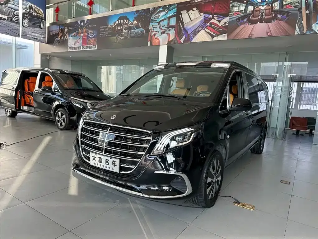 Mercedes-Benz Vito — фото 1