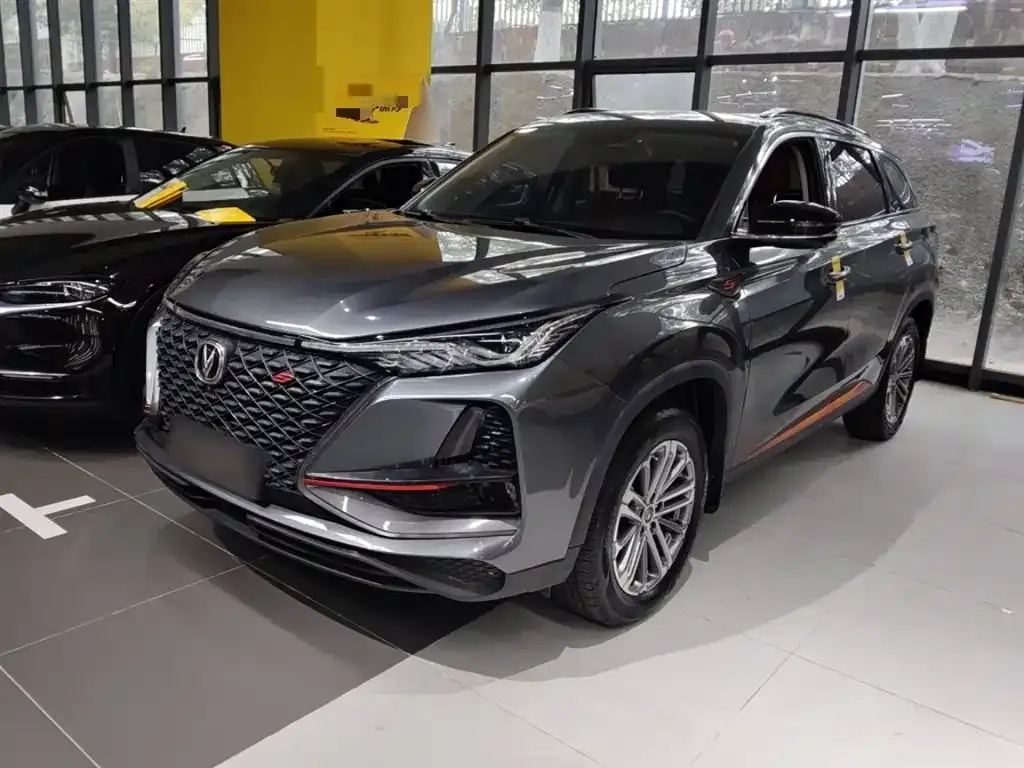 Changan CS75PLUS — фото 1