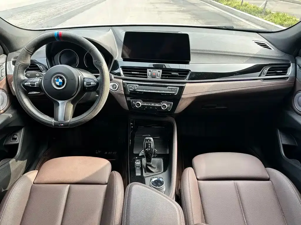BMW X2 — фото 9