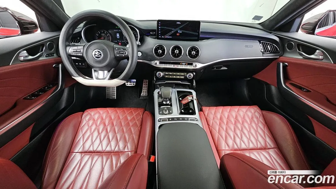 Kia Stinger — фото 10