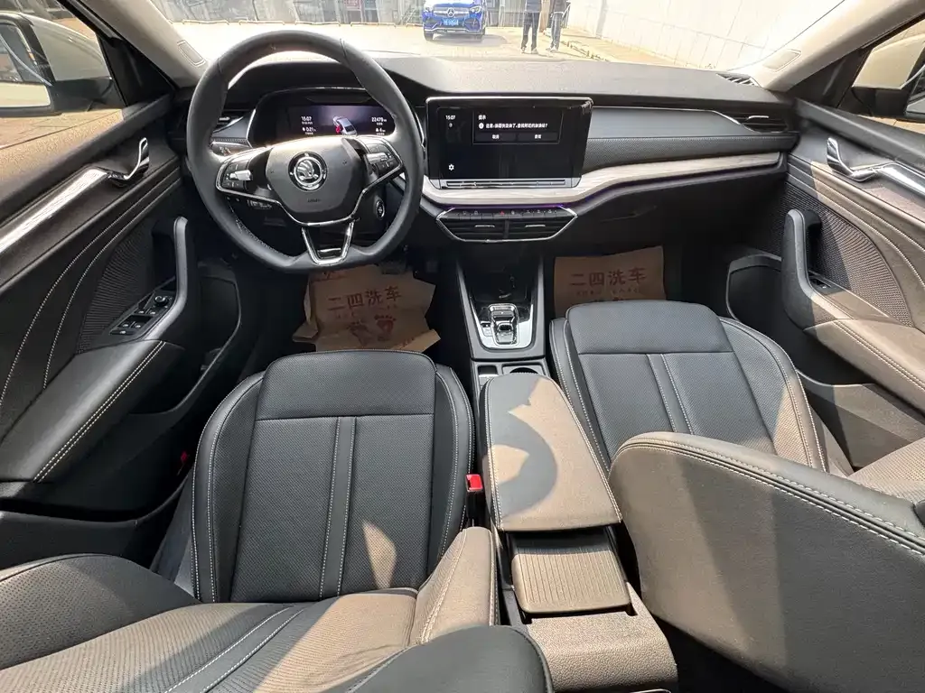 Skoda Octavia — фото 4