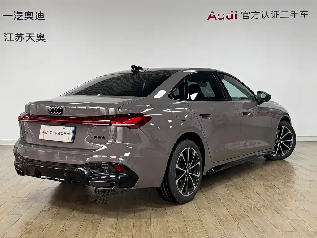 Audi A5L — фото 10