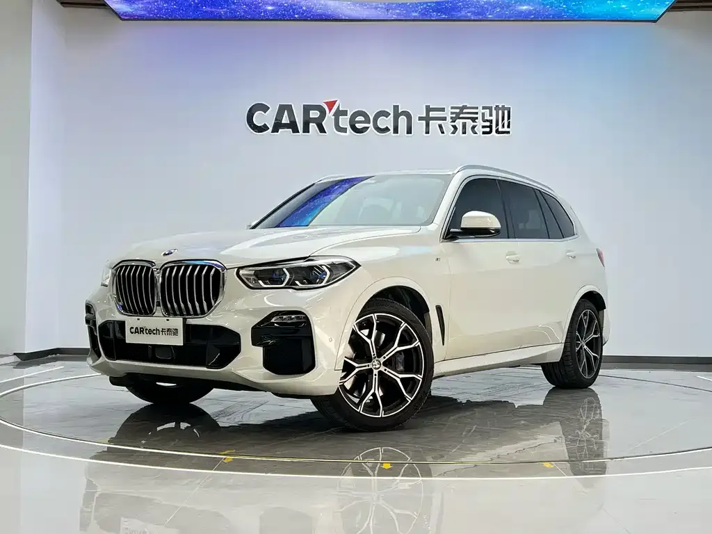 BMW X5 — фото 1