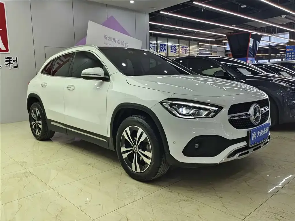 Mercedes-Benz GLA — фото 8