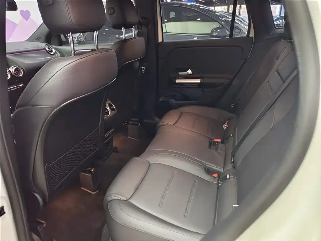 Mercedes-Benz GLA — фото 6