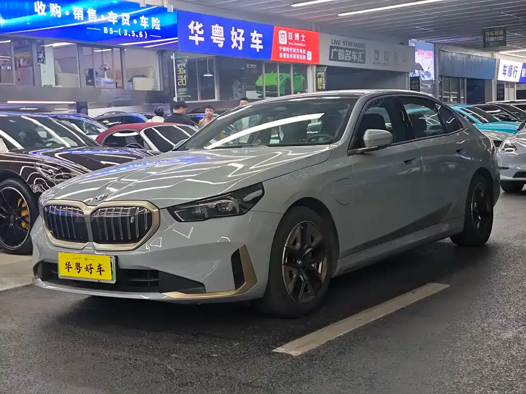 BMW i5 — фото 1