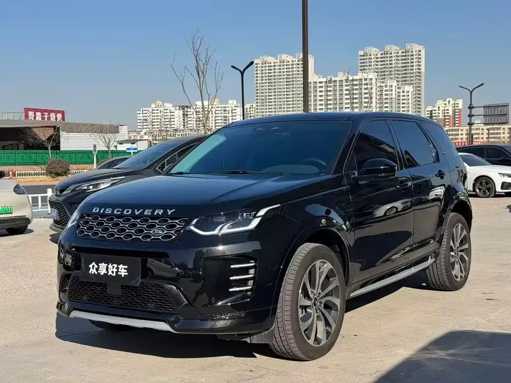Land Rover Discovery Sport — фото 1