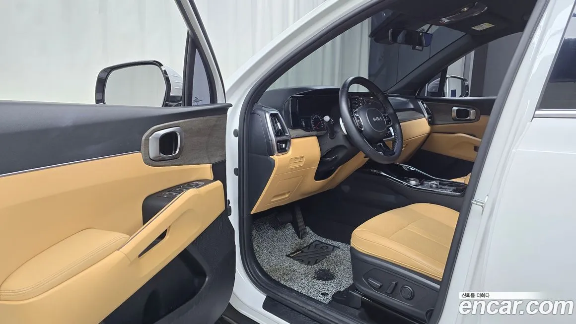 Kia Sorento — фото 8