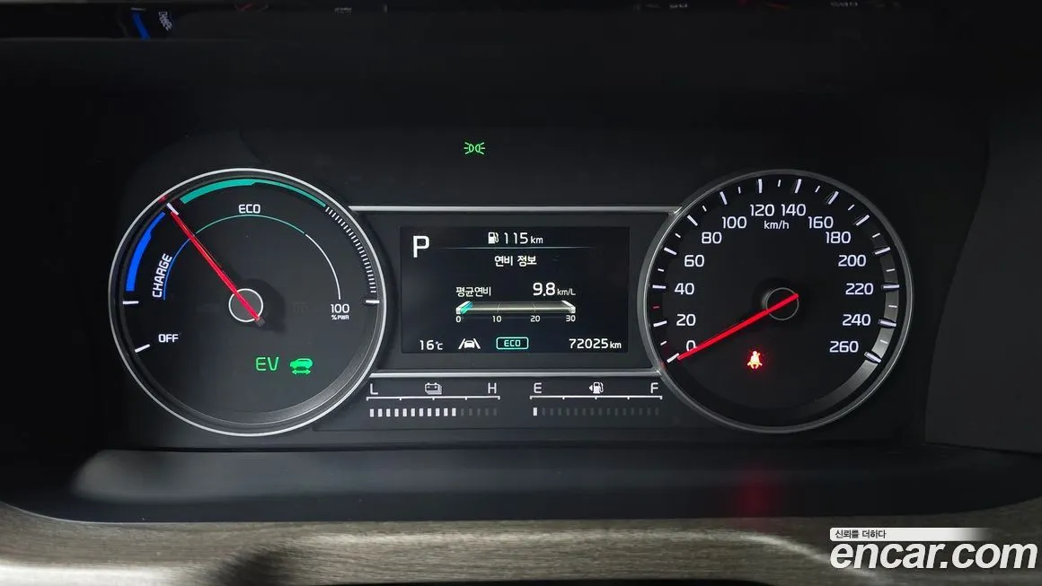 Kia Sorento — фото 9
