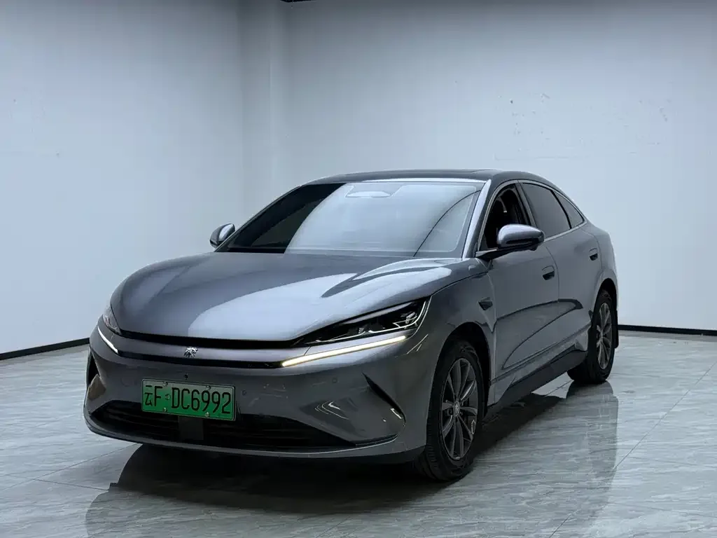 BYD Qin L — фото 1