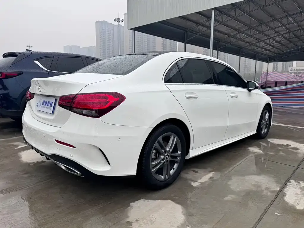 Mercedes-Benz A-Class — фото 10