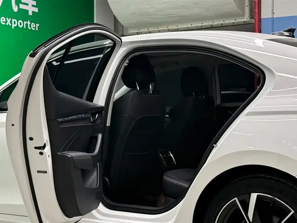 Skoda Octavia — фото 3