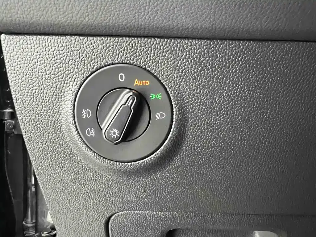 Volkswagen Tharu — фото 8