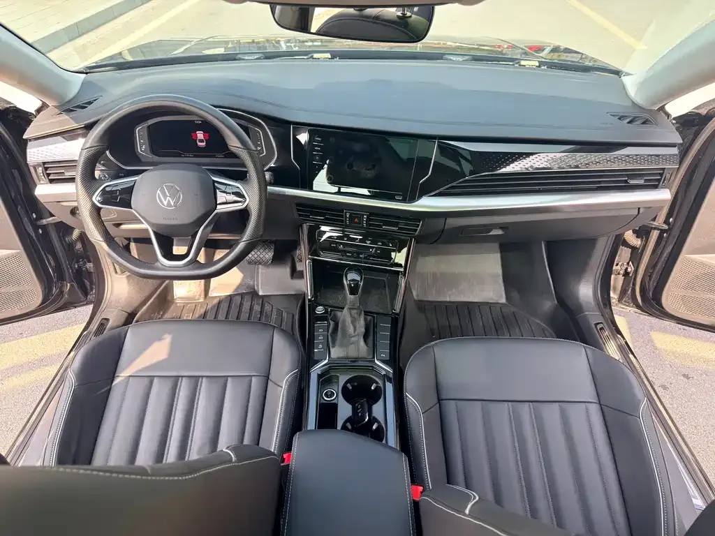 Volkswagen Passat — фото 8