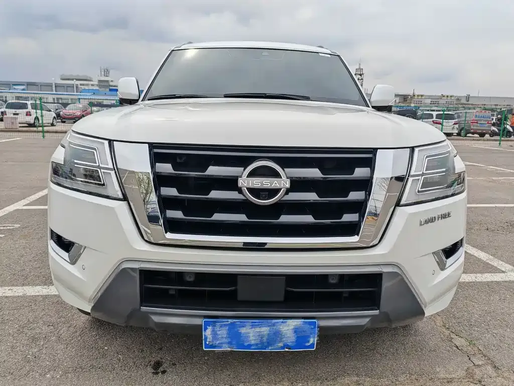 Nissan Patrol — фото 3