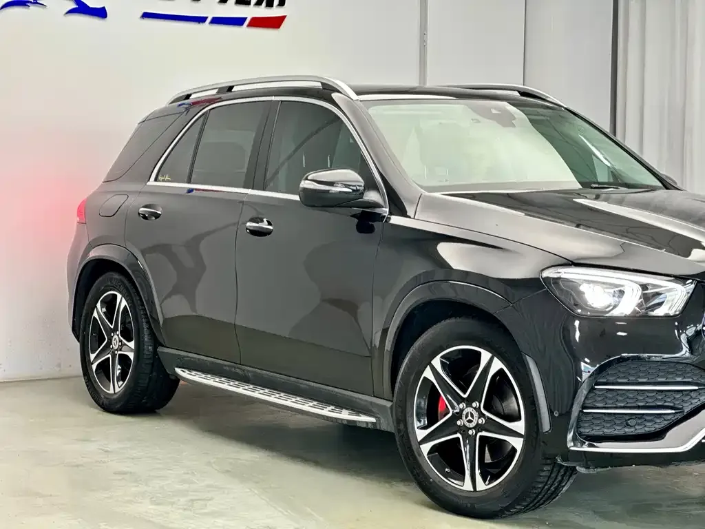 Mercedes-Benz GLE — фото 8