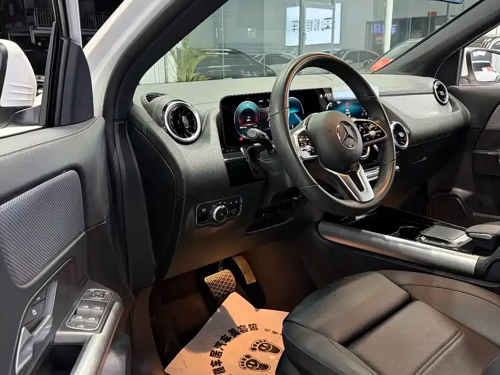 Mercedes-Benz GLA — фото 5