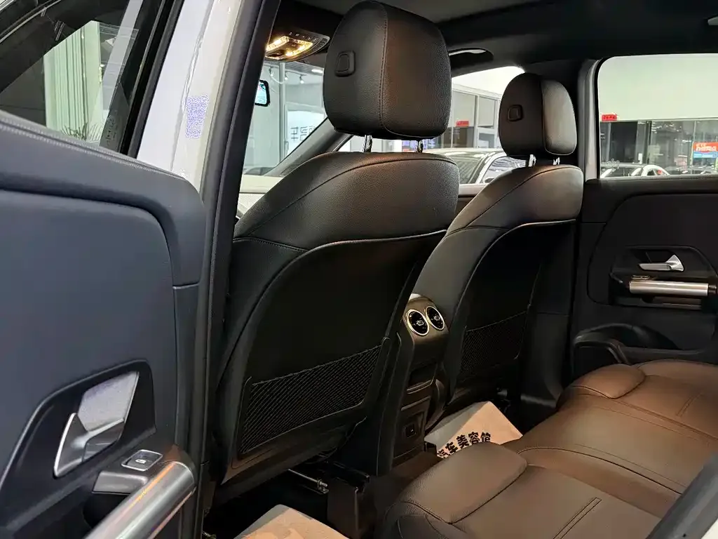 Mercedes-Benz GLA — фото 3