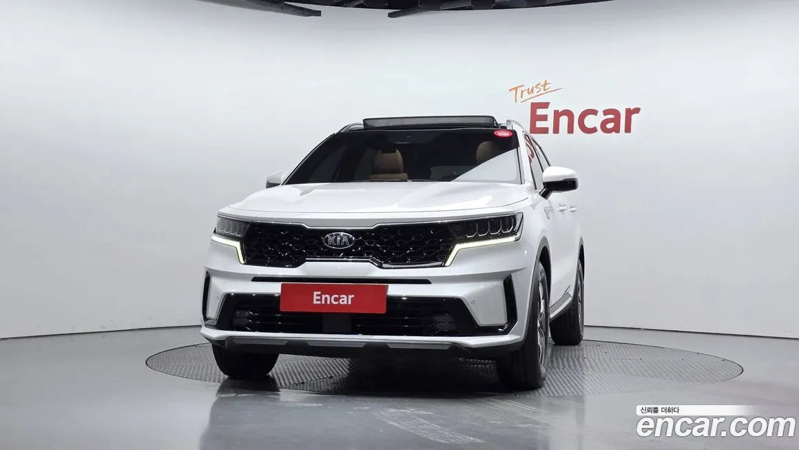 Kia Sorento — фото 10