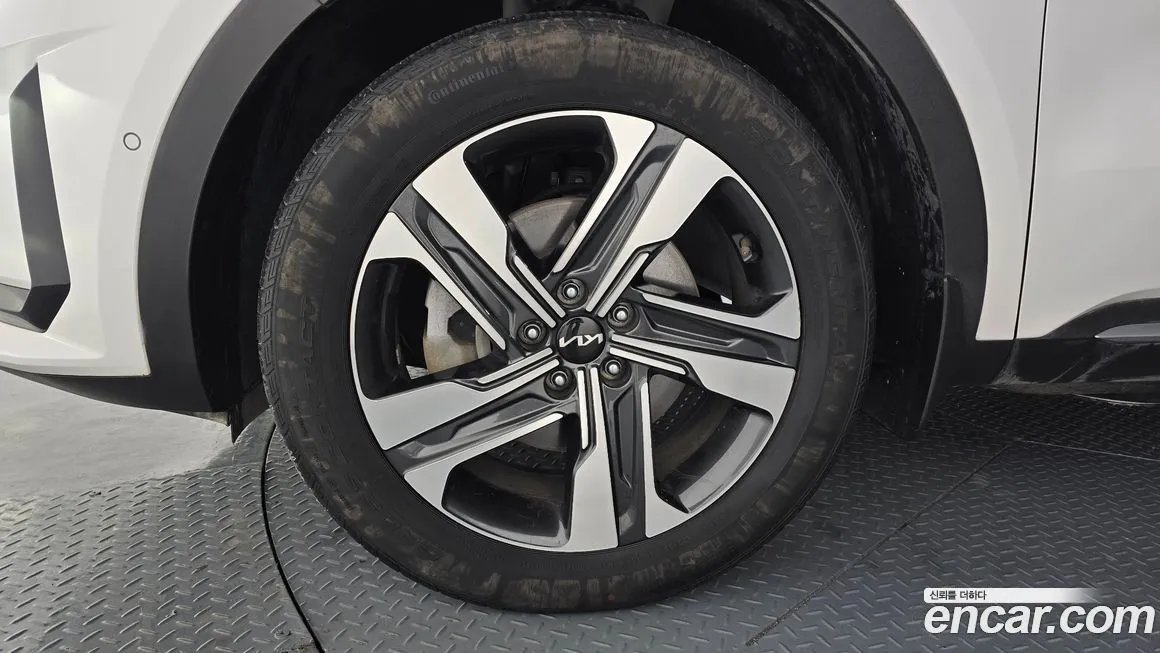 Kia Sorento — фото 5
