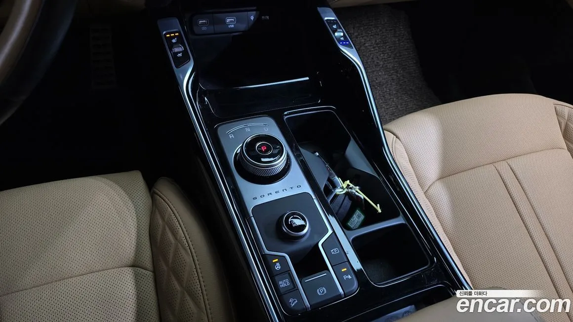 Kia Sorento — фото 9