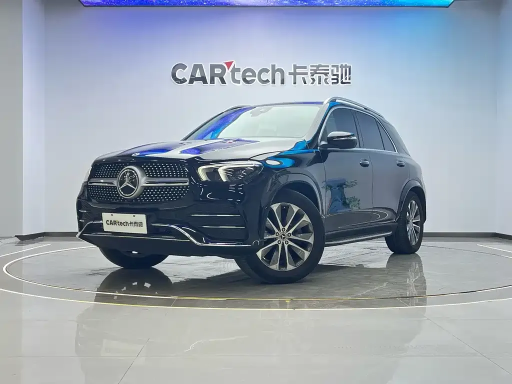 Mercedes-Benz GLE — фото 1