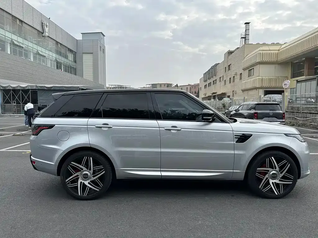 Land Rover Sport — фото 6