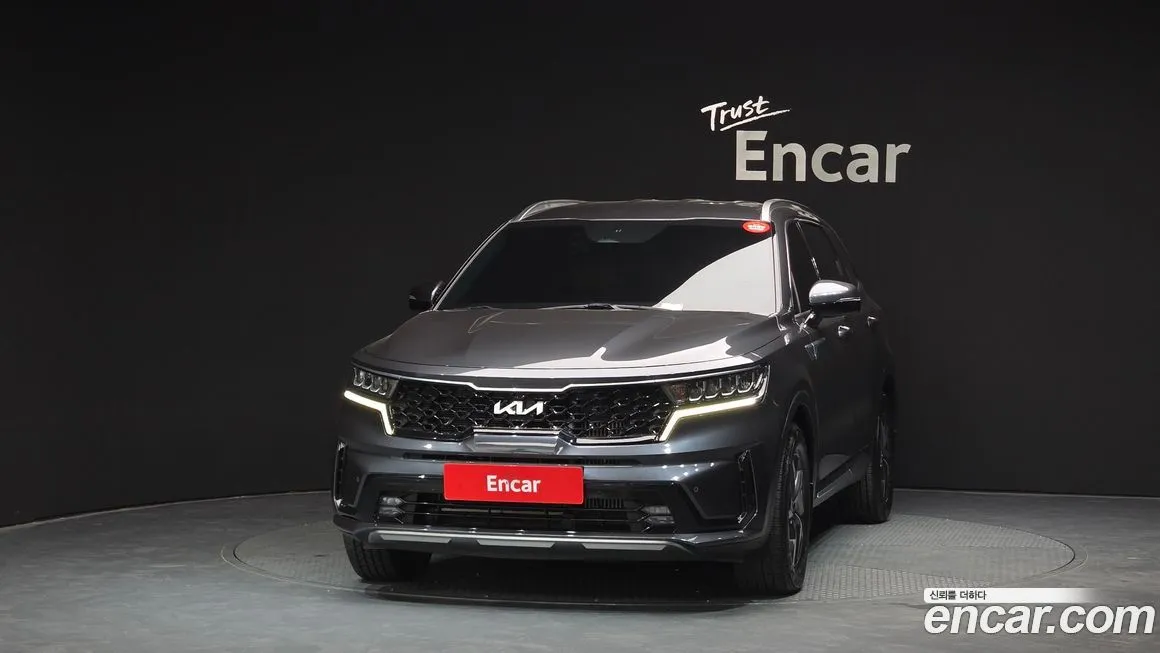 Kia Sorento — фото 5