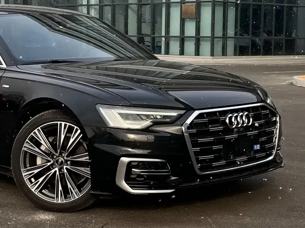 Audi A6L — фото 6