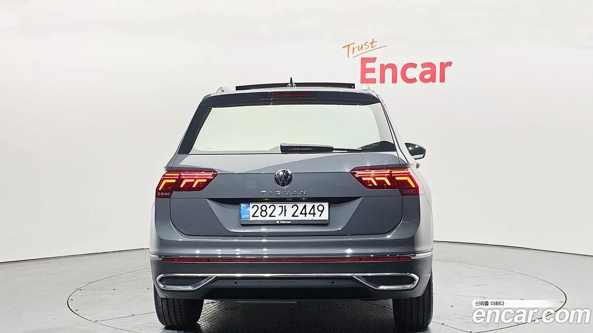 Volkswagen Tiguan — фото 5