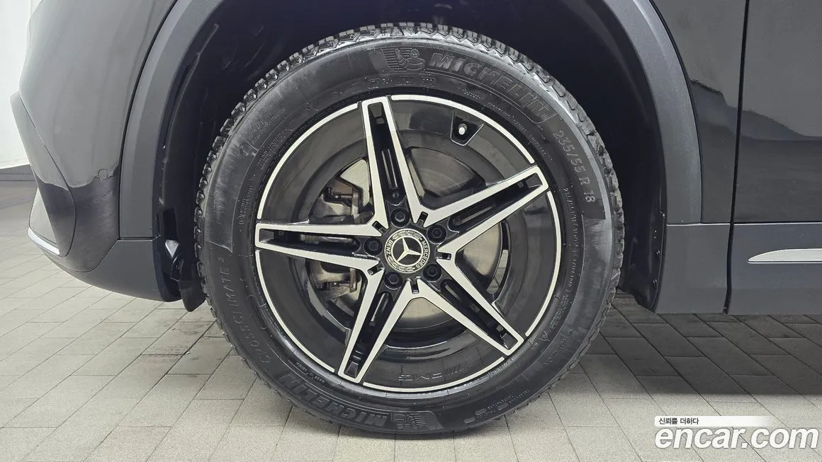 Mercedes-Benz EQA — фото 10