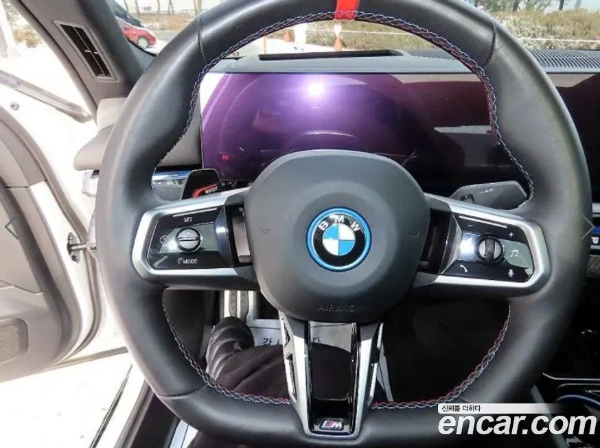 BMW i5 — фото 5
