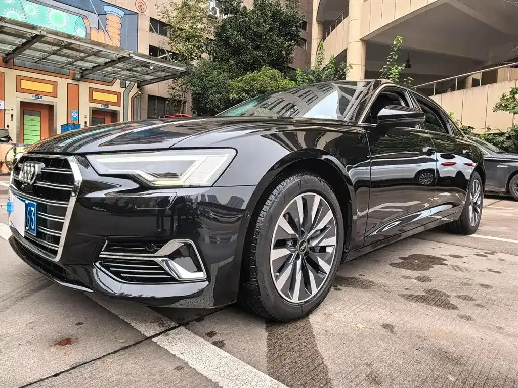 Audi A6L — фото 7